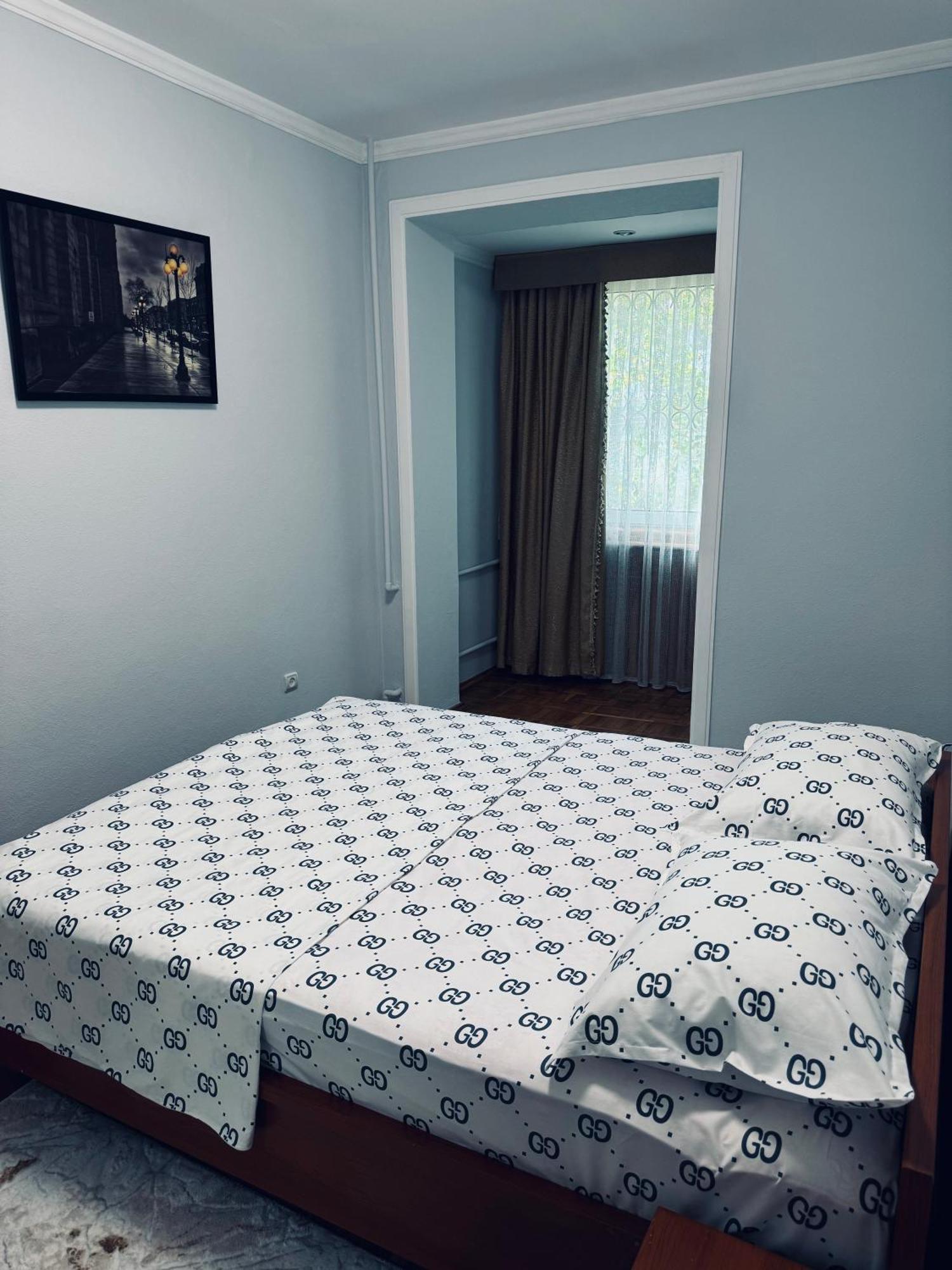 Classic Family Apart In The Center With 4 Rooms Tashkent Exterior foto
